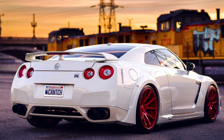 nissan gtr.