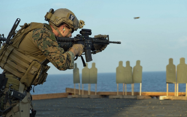 Marine Corps Windows 10 Theme - themepack.me