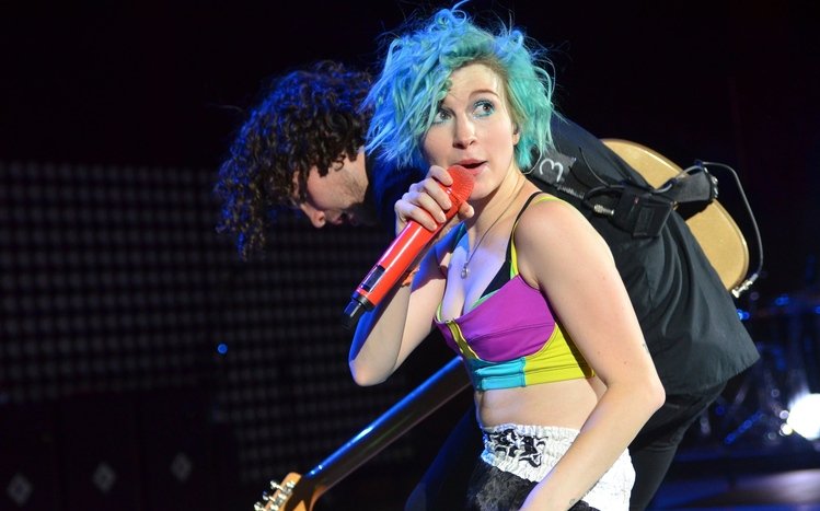 Paramore Theme screenshot #13