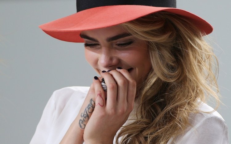 Cara Delevingne Theme screenshot #3