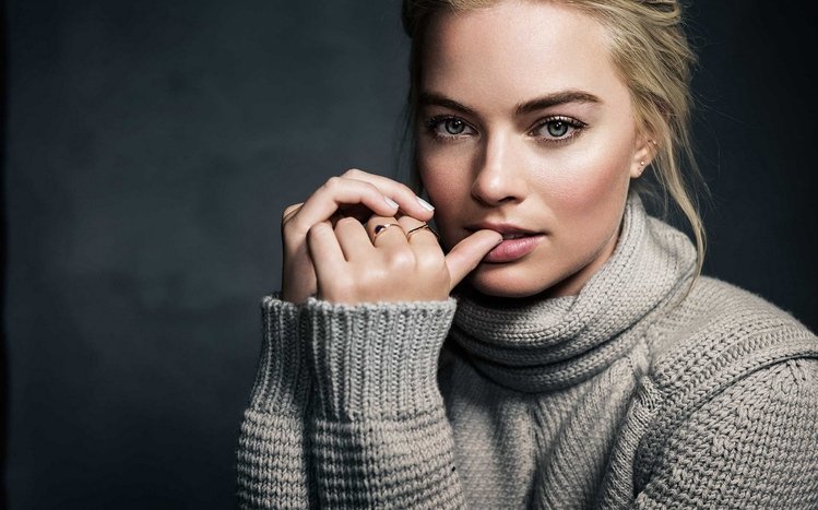 Margot Robbie Theme screenshot #3