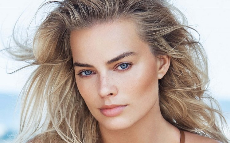 Margot Robbie Theme screenshot #13