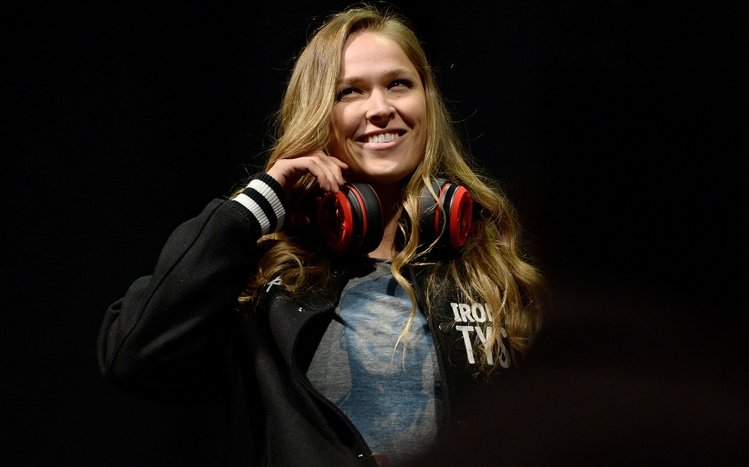 Ronda Rousey Theme screenshot #5