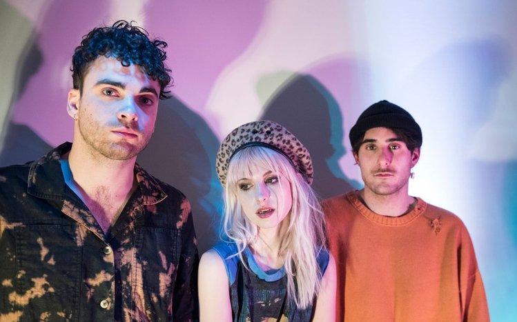 Paramore "After Laughter" Theme screenshot #5