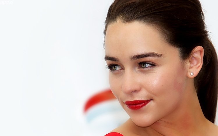 Emilia Clarke Theme screenshot #3
