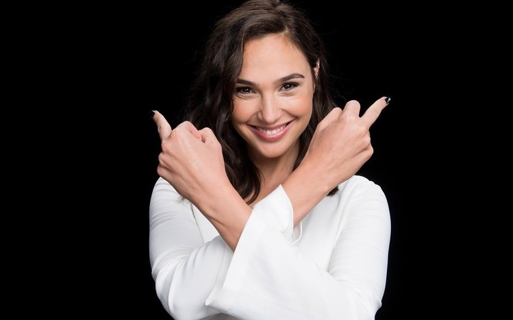 Gal Gadot Theme screenshot #11