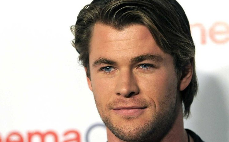Chris Hemsworth Theme screenshot #3