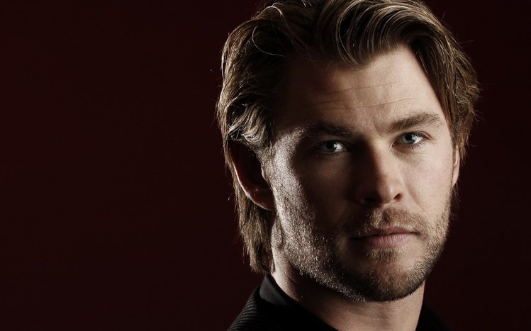 Chris Hemsworth Theme screenshot #7