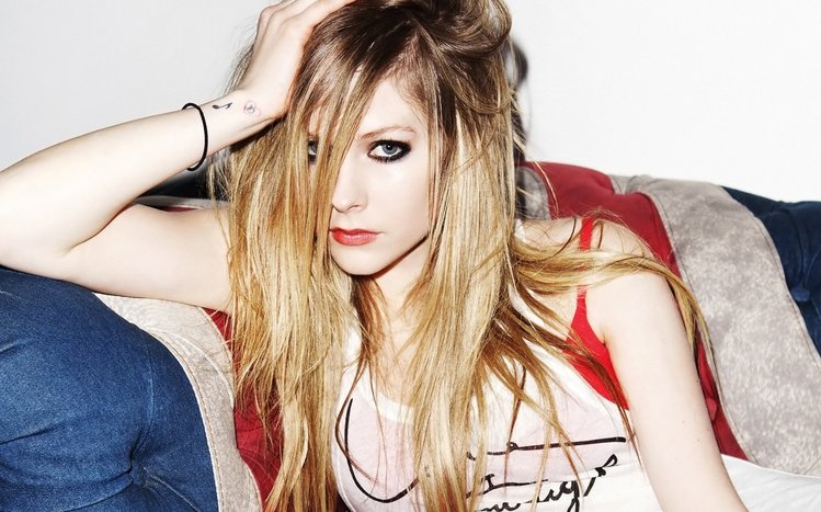 Avril Lavigne Theme screenshot #5