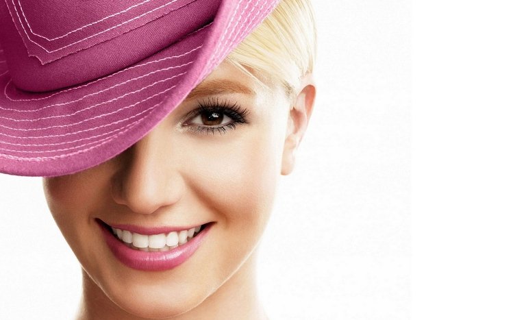 Britney Spears Theme screenshot #6