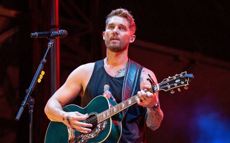 Brett Young Theme screenshot #7