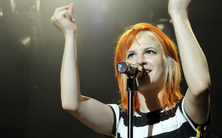 Hayley Williams Theme screenshot #4