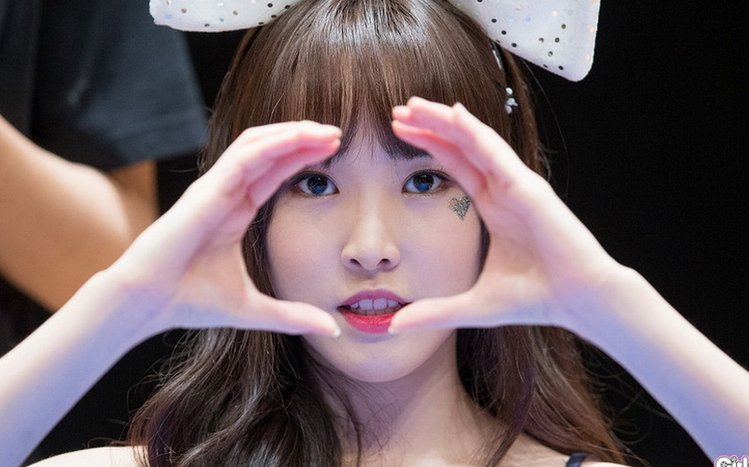 Hello Venus Theme screenshot #13