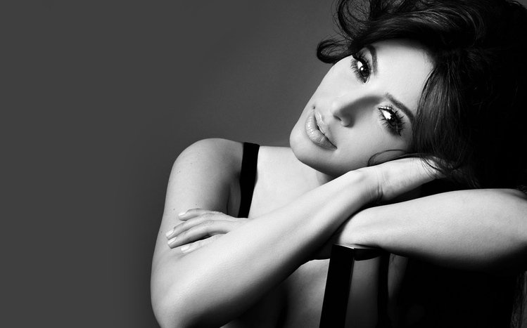 Kim Kardashian Theme screenshot #1