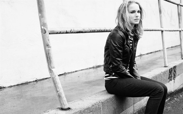 Natalie Portman Theme screenshot #9