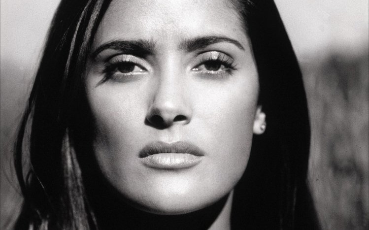 Salma Hayek Theme screenshot #7