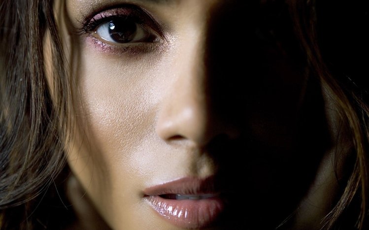 Halle Berry Theme screenshot #7