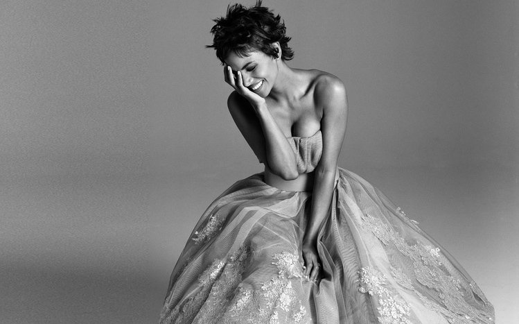 Halle Berry Theme screenshot #4