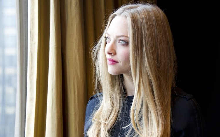 Amanda Seyfried Theme screenshot #3