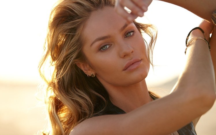 Candice Swanepoel Theme screenshot #15