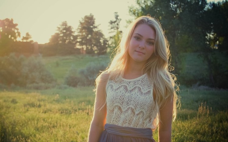 AnnaSophia Robb Theme screenshot #4