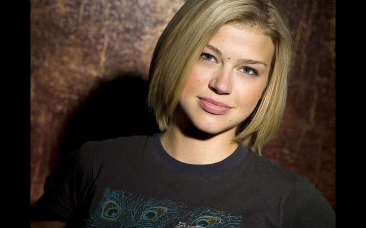 Adrianne Palicki Theme screenshot #8