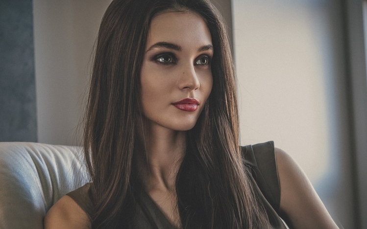 Pretty Girl Windows 10 Theme - themepack.me