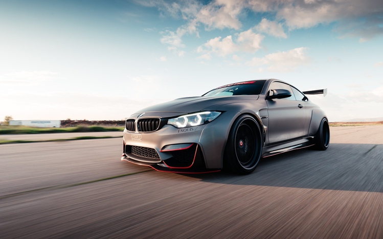 BMW M4 Windows 10 Theme - themepack.me