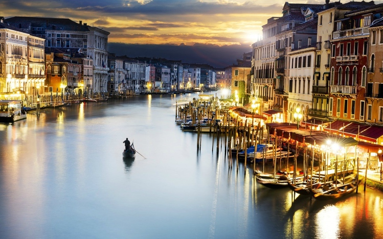Venice Windows 10 Theme - themepack.me